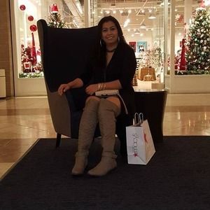 Meet your Posher, Lucia